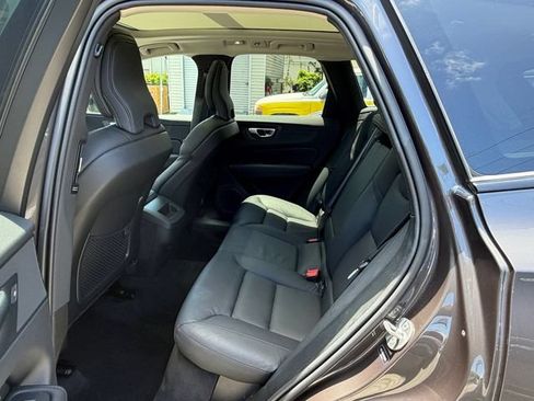 Used 2024 Volvo XC60 B5 Plus AWD/4WD image 14