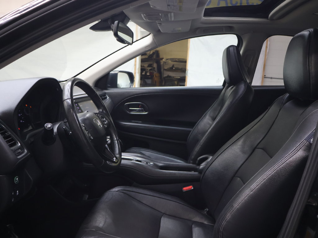 Used 2019 Honda HR-V EX-L image 16