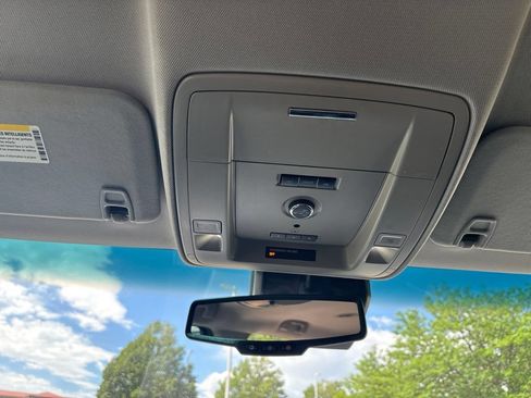 Used 2016 Chevrolet Tahoe LT AWD/4WD image 17