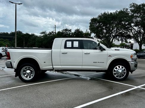 Used 2019 RAM 3500 Limited image 14
