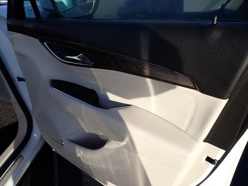 Certified 2022 Buick Envision Avenir w/ Technology Package II image 27