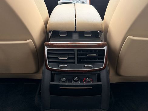 Used 2014 Audi A8 L 4.0T w/ Premium Package image 25