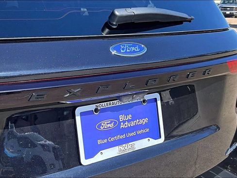 Certified 2025 Ford Explorer ST-Line w/ ST-Line Street Pack image 8