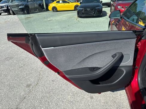 Used 2025 Tesla Model 3 Long Range RWD image 25