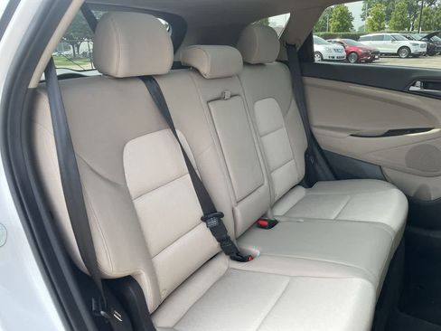 Used 2017 Hyundai Tucson Value FWD image 15