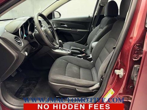 Used 2015 Chevrolet Cruze LT FWD image 12