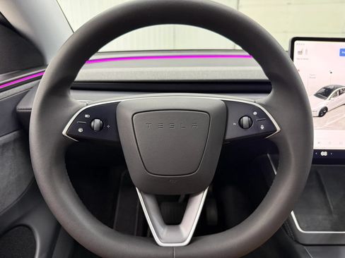 Used 2026 Tesla Model Y AWD image 20