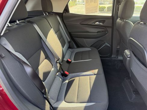 Used 2025 Chevrolet TrailBlazer LT image 23