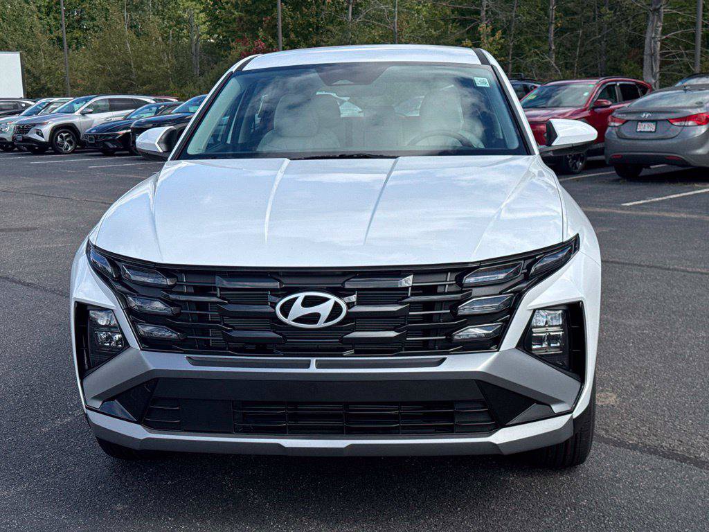 New 2026 Hyundai Tucson SE AWD/4WD image 2