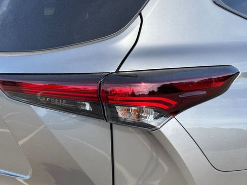 Certified 2026 Toyota Highlander XSE AWD/4WD image 53