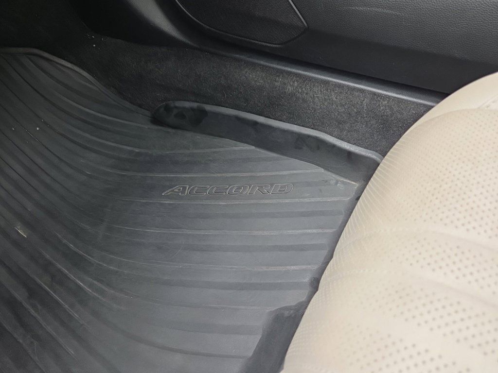 Used 2019 Honda Accord EX-L image 51