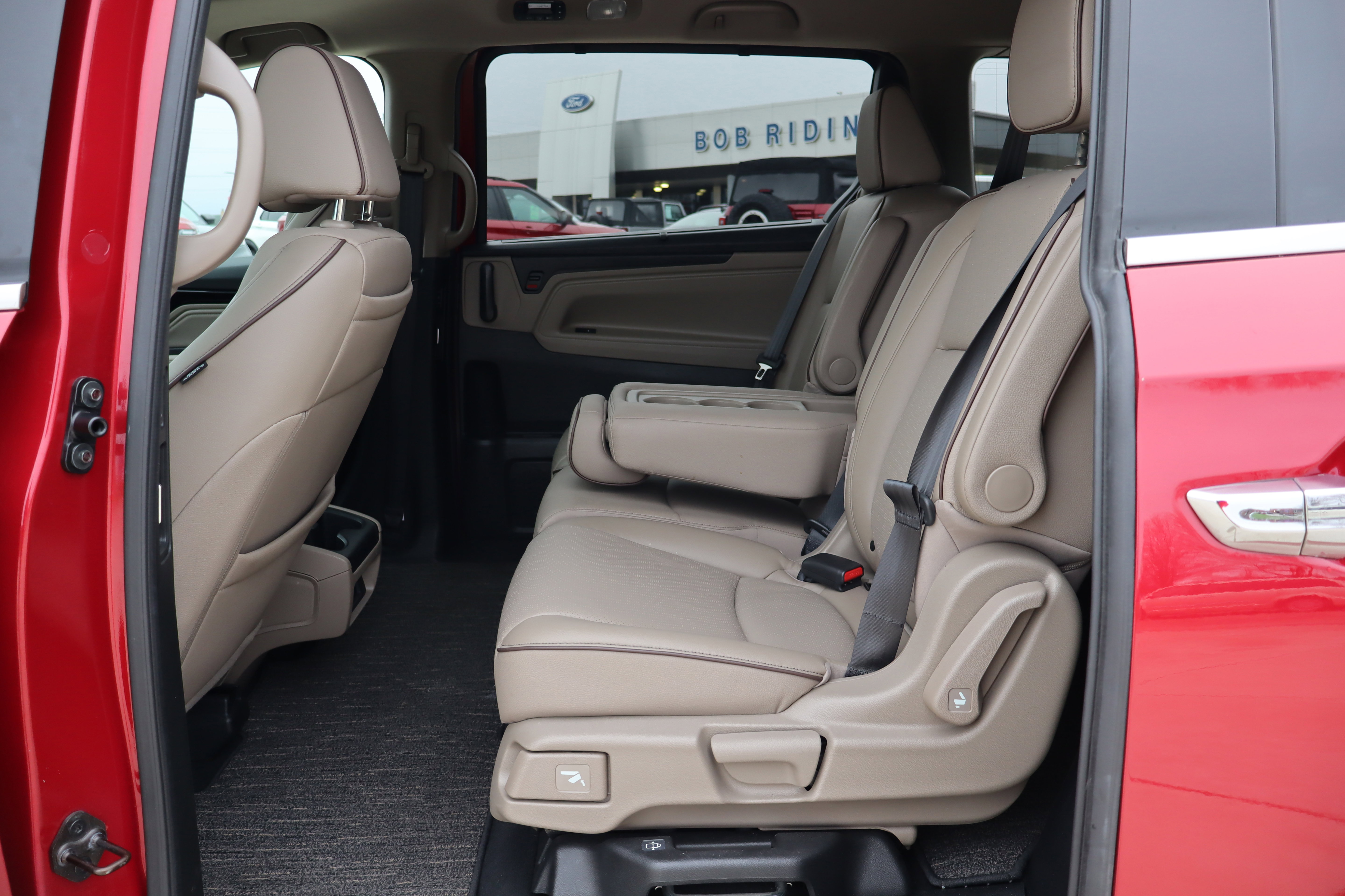 Used 2024 Honda Odyssey Elite image 11