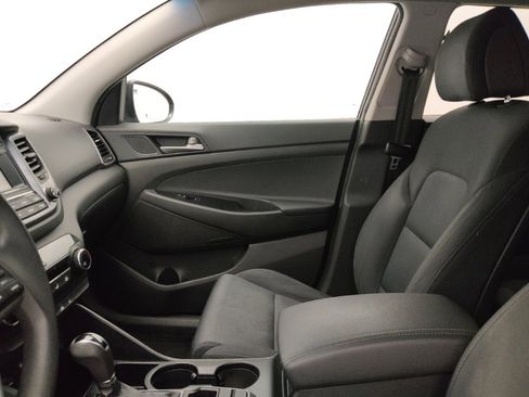 Used 2018 Hyundai Tucson SE image 17