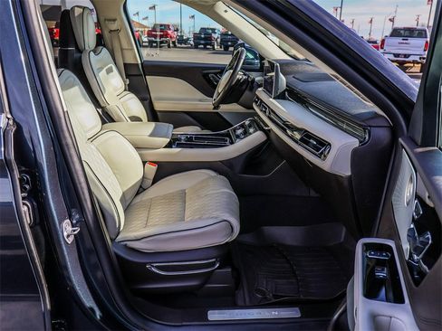 Used 2020 Lincoln Aviator Black Label w/ Dynamic Handling Package image 14