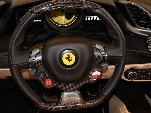 Certified 2017 Ferrari 488 Spider RWD image 83