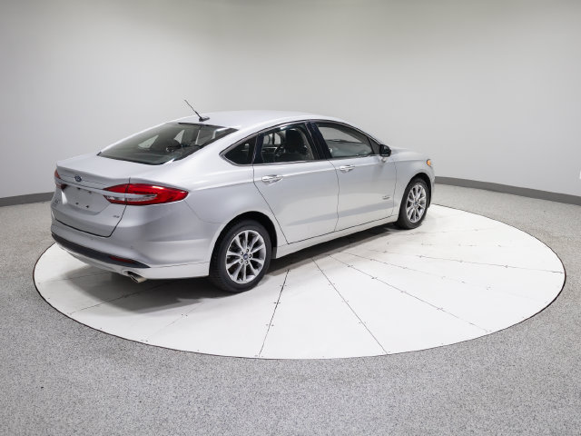 Used 2018 Ford Fusion Energi SE FWD image 29