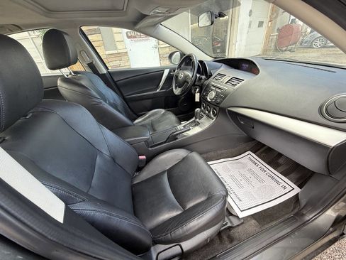Used 2011 MAZDA MAZDA3 s Grand Touring image 12