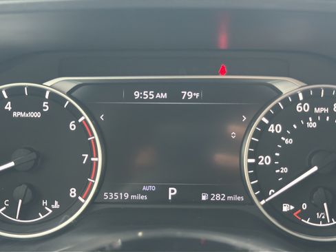 Certified 2021 Nissan Rogue SV AWD/4WD image 10