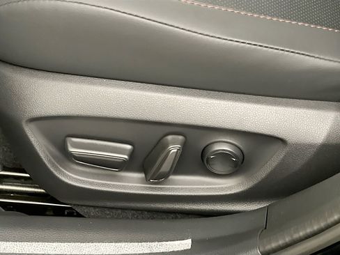 New 2026 Toyota Prius Plug-In Hybrid FWD image 15