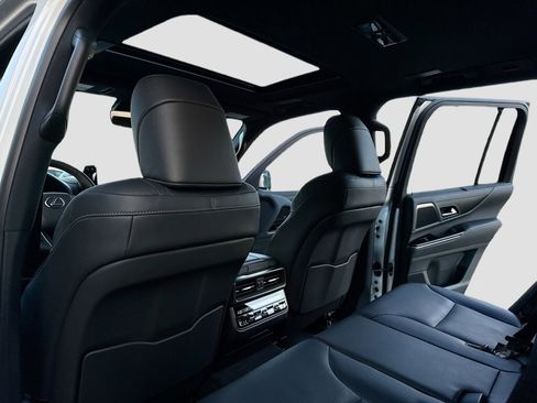 New 2026 Lexus LX 600 600 Premium 4WD image 6