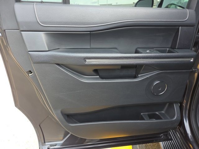 Used 2024 Ford Expedition Max XLT RWD image 27
