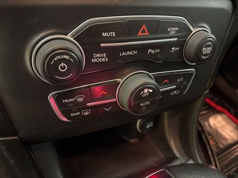 Used 2019 Dodge Charger Scat Pack w/ Plus Group image 32
