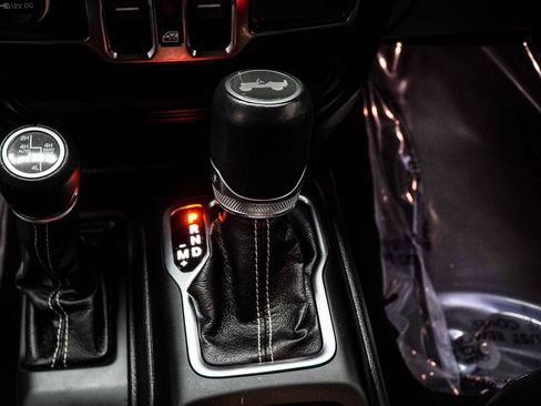 Used 2023 Jeep Wrangler Unlimited Sahara w/ Cold Weather Group image 20