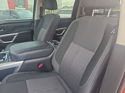 Certified 2023 Nissan Titan SV w/ SV Convenience Package AWD/4WD image 9