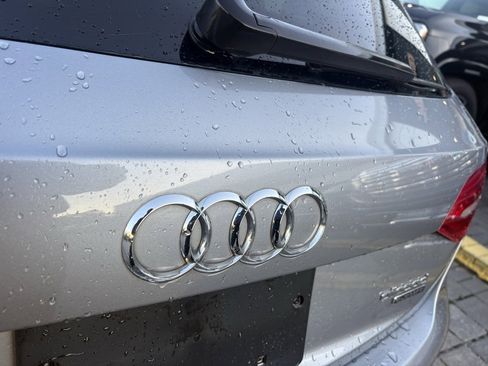 Used 2016 Audi A4 Premium Plus w/ Technology Package image 9