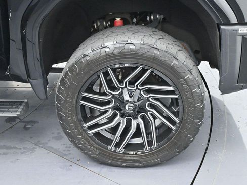 Used 2024 GMC Sierra 2500 Denali Ultimate AWD/4WD image 35