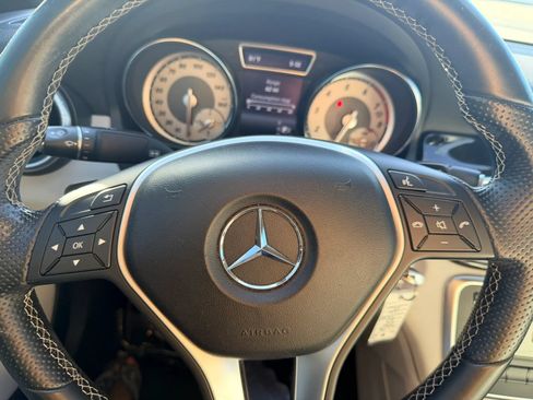 Used 2014 Mercedes-Benz CLA 250 image 16