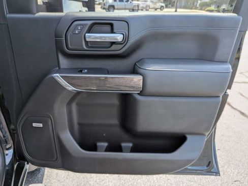 Used 2020 Chevrolet Silverado 2500 LTZ w/ LTZ Plus Package AWD/4WD image 36