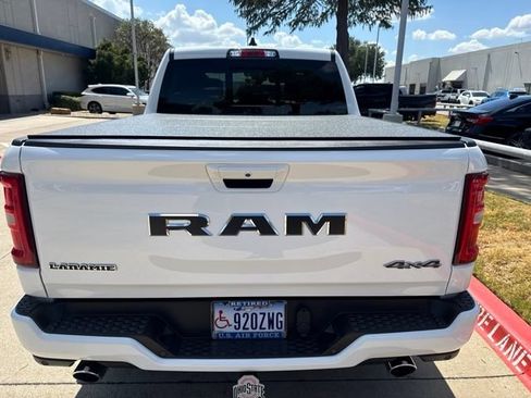 Used 2025 RAM 1500 Laramie w/ Sport Appearance Package AWD/4WD image 10