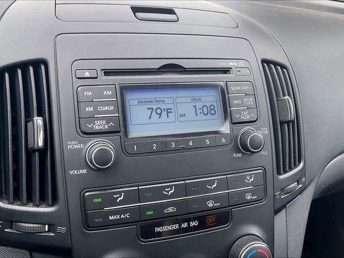 Used 2012 Hyundai Elantra w/ Preferred Pkg FWD image 22