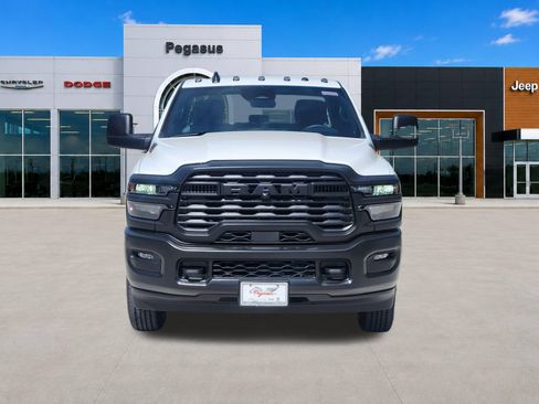 New 2026 RAM 2500 Tradesman AWD/4WD image 6