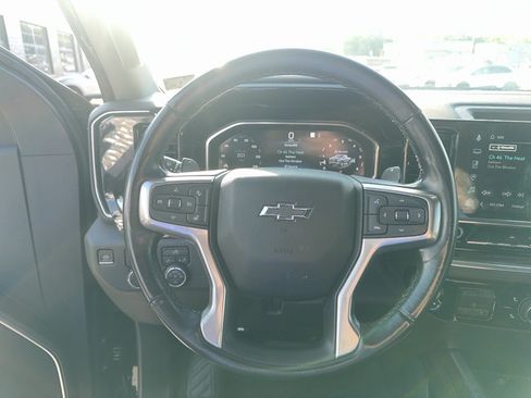 Used 2022 Chevrolet Silverado 1500 RST w/ Redline Edition AWD/4WD image 12