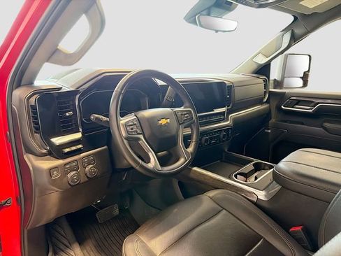 Used 2024 Chevrolet Silverado 2500 LTZ w/ LTZ Premium Package AWD/4WD image 9