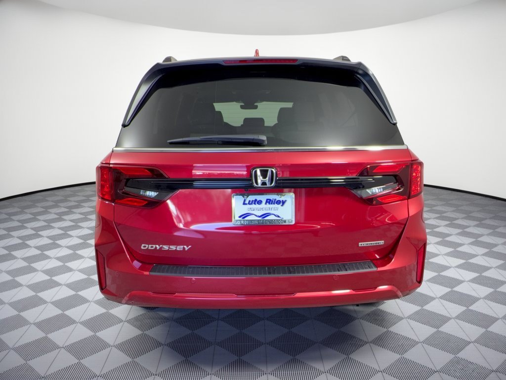 New 2027 Honda Odyssey Touring image 11