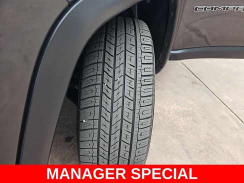 Used 2024 Jeep Compass Limited AWD/4WD image 33