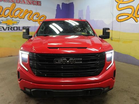 Used 2023 GMC Sierra 1500 Elevation AWD/4WD image 6