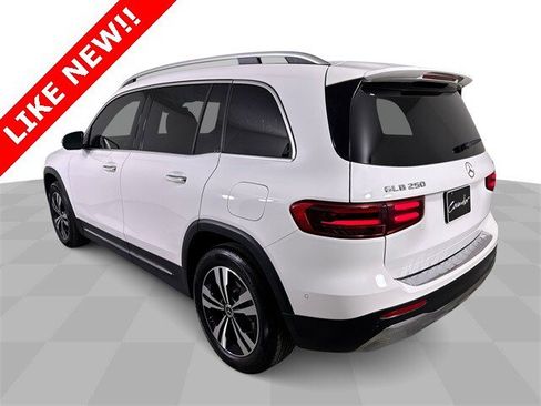 Used 2024 Mercedes-Benz GLB 250 4MATIC image 6