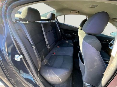 Used 2014 Chevrolet Cruze LT image 16