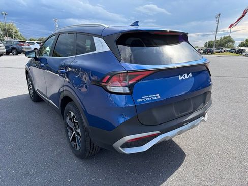 Used 2023 Kia Sportage EX AWD/4WD image 3