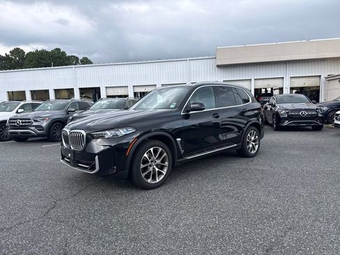 Used 2026 BMW X5 xDrive40i AWD/4WD image 1