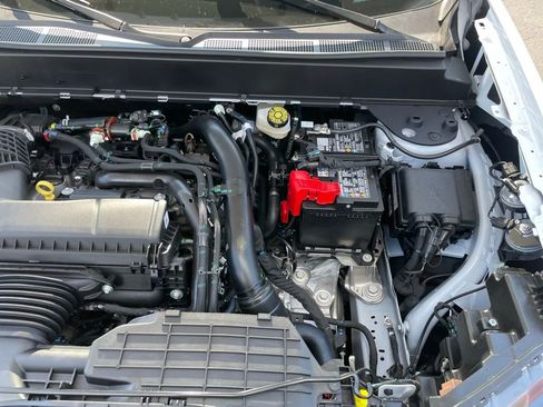 New 2025 Ford Maverick Lobo AWD/4WD image 41