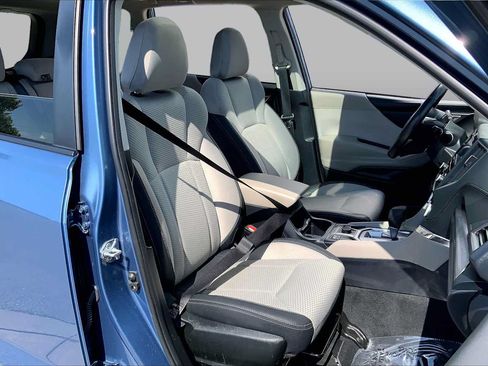 Certified 2024 Subaru Forester Premium AWD/4WD image 8