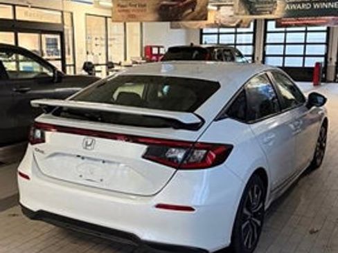 Used 2023 Honda Civic EX-L image 8