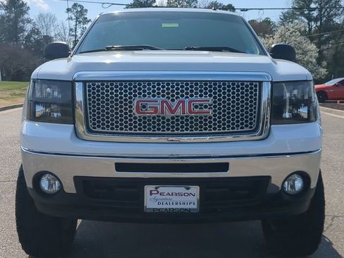 Used 2011 GMC Sierra 1500 SLE w/ Power Tech Package image 8