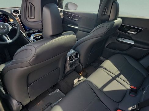 Used 2026 Mercedes-Benz GLC 300 4MATIC image 15