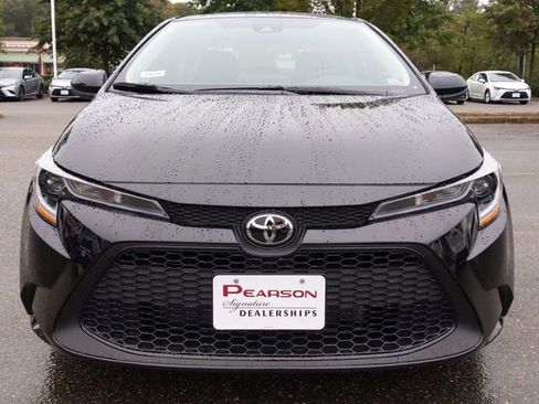 Used 2021 Toyota Corolla LE w/ Carpet Mat Package (TMS) FWD image 8